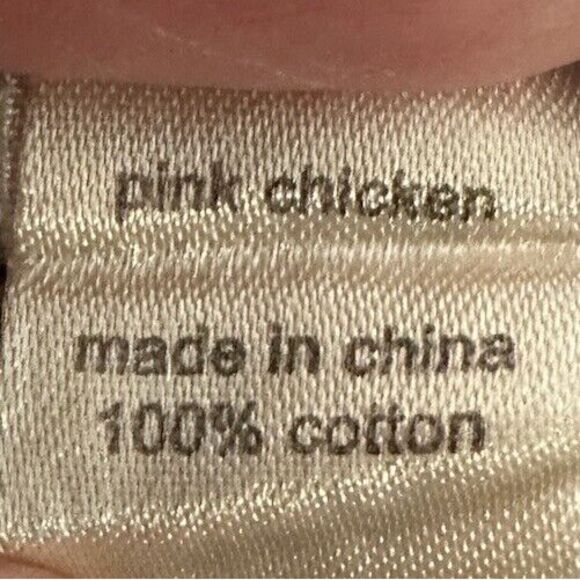 Pink Chicken New York‎ Short Sleeve Split Neck Embroidered Top w/Elephants Sz S - Picture 10 of 10